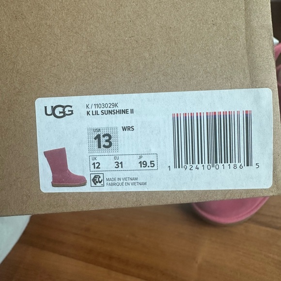 Ugg pink size 13 - Picture 8 of 8